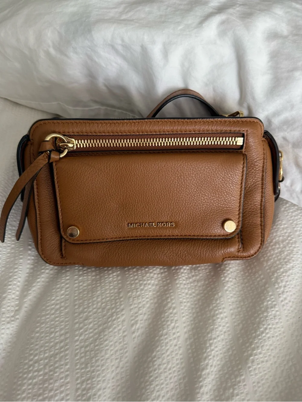 Michael Kors Mitchell Caramel Crossbody Camera Bag